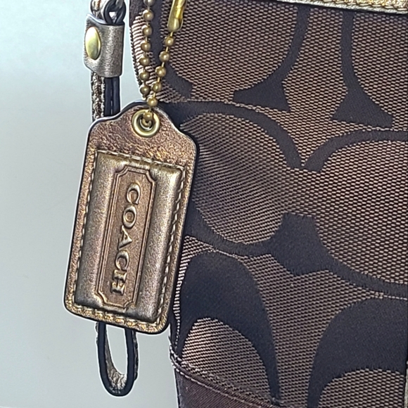 Retired Coach Signature Brown Tote Bronze … - Picture 12 of 16